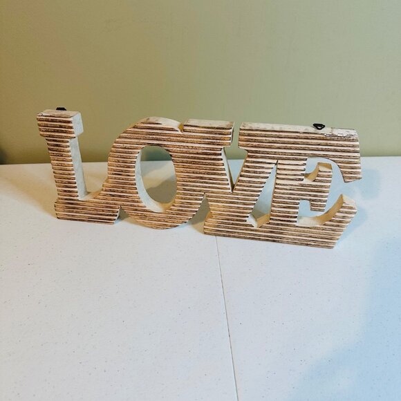 Rustic "Love" Sign Wall Table Decor Letter Art Letter Silhouette Love Decoration - Picture 1 of 10